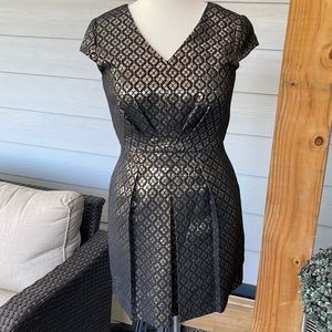 Woman’s black and gold size 8 cremieux dress